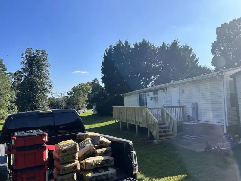 3 and 4 season room construction Hickory NC by Deck Unique