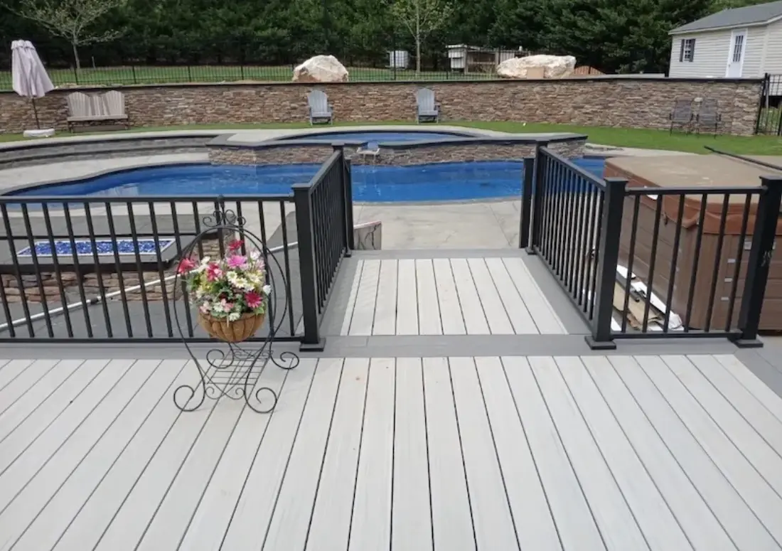 Composite deck installation Hickory NC by Deck Unique