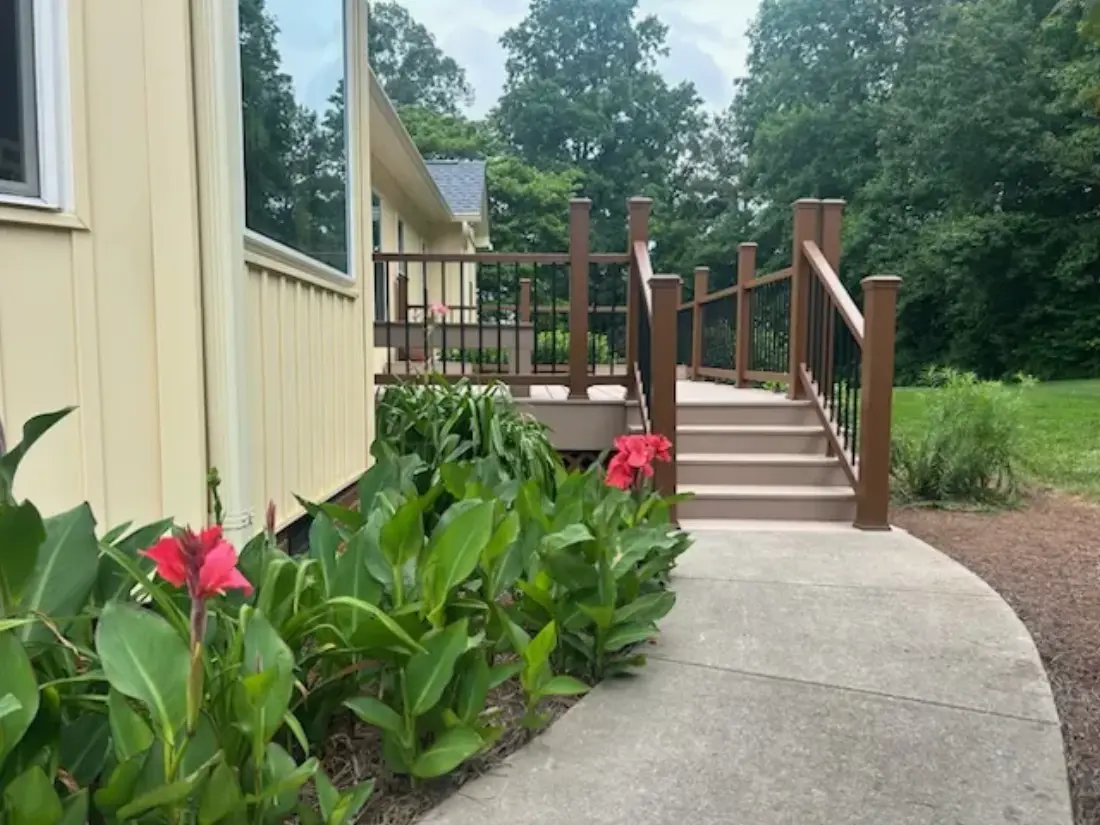 Custom deck with railing Hickory NC by Deck Unique